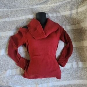 Elegant Red Women's Sweater